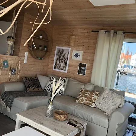 Prázdninový dům Koje-kaete *